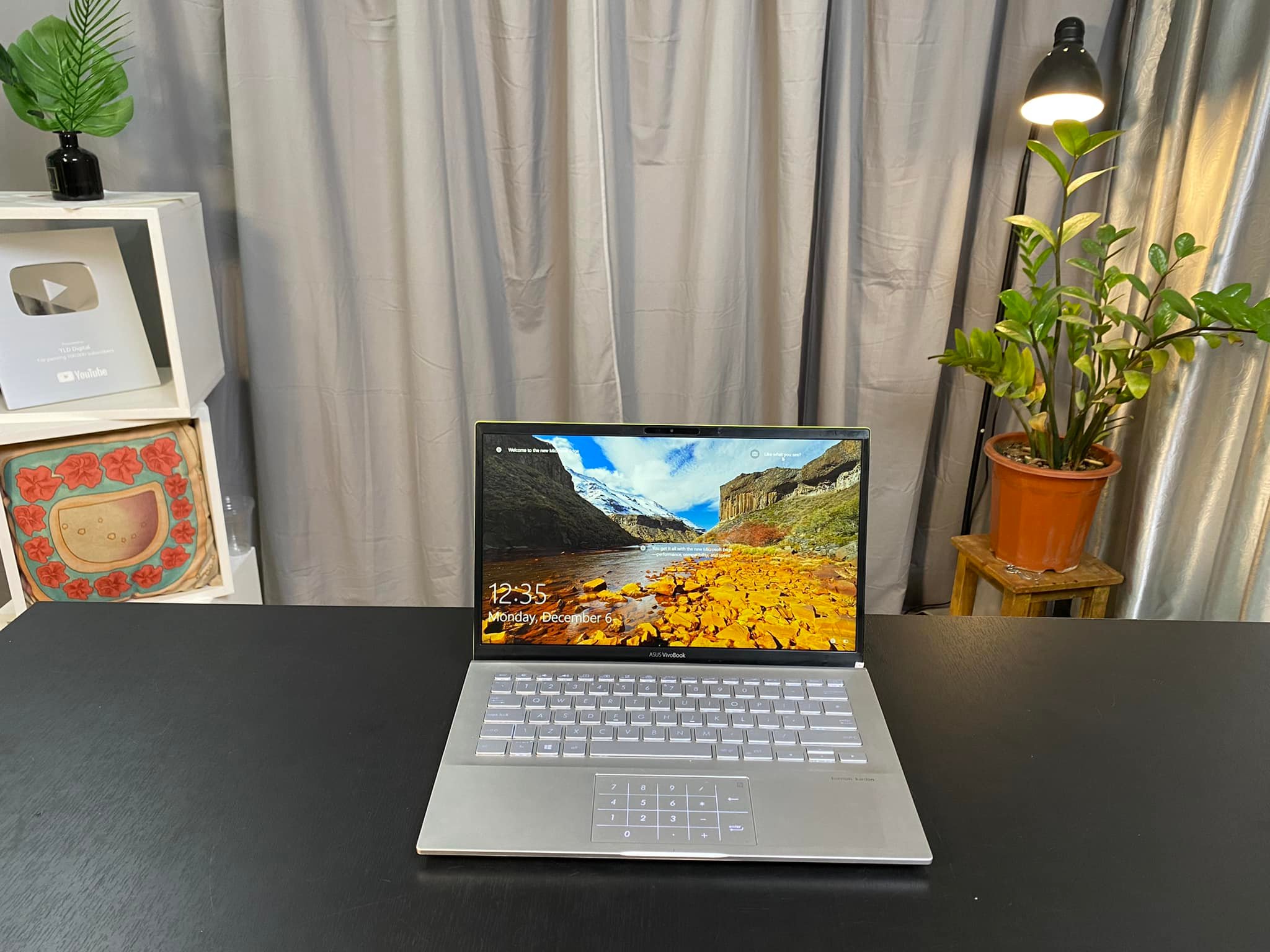 Laptop Asus VivoBook S14 S431-9.jpeg